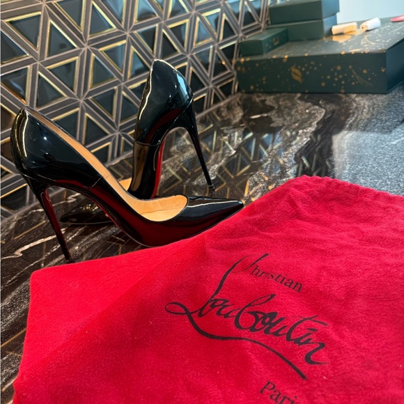 Christian Louboutin Glossy Black Heels with Red Soles - Picture 5 of 15